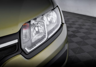 Подержанный автомобиль Renault Sandero 2018 года (17 фото)