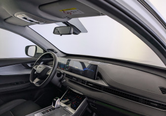 Подержанный автомобиль Chery Tiggo 7 Pro Max 2023 года (11 фото)