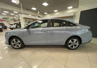 Подержанный автомобиль LIVAN S6Pro 2023 года (8 фото)