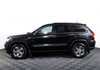 Подержанный автомобиль Jeep Grand Cherokee 2012 года (8 фото)