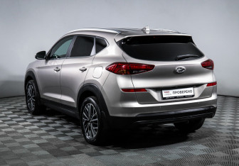 Подержанный автомобиль Hyundai Tucson 2019 года (7 фото)