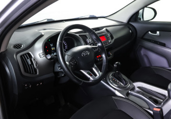 Подержанный автомобиль Kia Sportage 2014 года (15 фото)