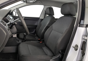 Подержанный автомобиль Skoda Rapid Liftback 2019 года (20 фото)