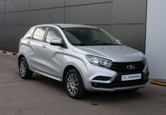 Подержанный автомобиль LADA (ВАЗ) XRAY 2017 года (3 фото)