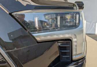 Подержанный автомобиль Toyota Sequoia 2023 года (24 фото)