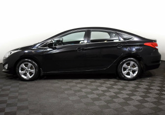 Подержанный автомобиль Hyundai i40 Sedan 2014 года (3 фото)