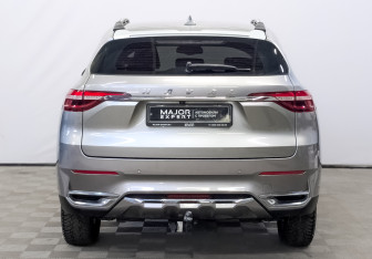 Подержанный автомобиль Haval F7 2019 года (5 фото)