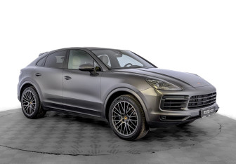 Подержанный автомобиль Porsche Cayenne 2021 года (3 фото)