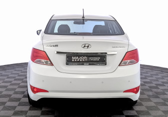 Подержанный автомобиль Hyundai Solaris Sedan 2014 года (6 фото)