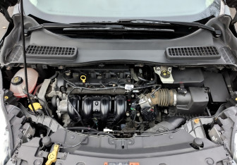 Подержанный автомобиль Ford Kuga 2018 года (9 фото)