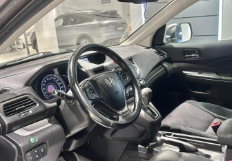 Подержанный автомобиль Honda CR-V 2013 года (7 фото)