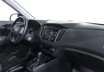 Подержанный автомобиль Hyundai Creta 2020 года (7 фото)