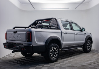 Подержанный автомобиль JAC T9 2024 года (4 фото)