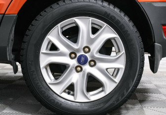 Подержанный автомобиль Ford EcoSport 2014 года (5 фото)