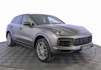 Подержанный автомобиль Porsche Cayenne 2018 года (3 фото)