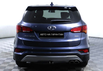 Подержанный автомобиль Hyundai Santa Fe 2017 года (4 фото)