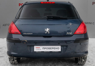 Подержанный автомобиль Peugeot 308 Hatchback 2009 года (6 фото)