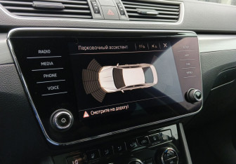 Подержанный автомобиль Skoda Superb Liftback 2018 года (16 фото)