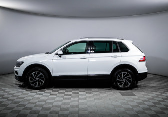 Подержанный автомобиль Volkswagen Tiguan 2018 года (8 фото)