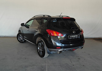 Подержанный автомобиль Nissan Murano Suv 2011 года (4 фото)