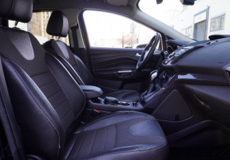 Подержанный автомобиль Ford Kuga 2016 года (10 фото)