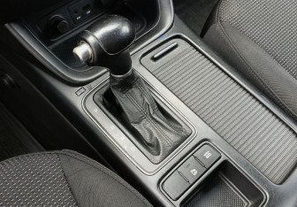 Подержанный автомобиль Kia Sorento 2013 года (13 фото)