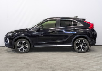 Подержанный автомобиль Mitsubishi Eclipse Cross 2018 года (8 фото)