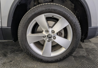 Подержанный автомобиль Skoda Karoq 2021 года (12 фото)