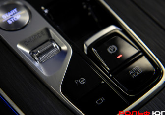 Подержанный автомобиль GAC GS8 2023 года (25 фото)