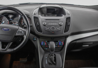 Подержанный автомобиль Ford Kuga 2018 года (14 фото)