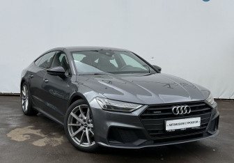Подержанный автомобиль Audi A7 2021 года (3 фото)