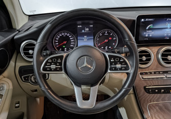 Подержанный автомобиль Mercedes-Benz GLC Coupe 2019 года (20 фото)
