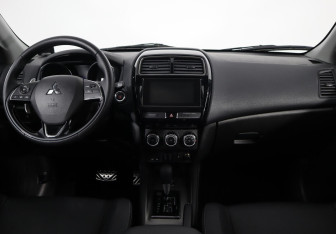 Подержанный автомобиль Mitsubishi ASX 2018 года (7 фото)