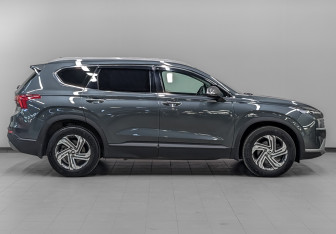 Подержанный автомобиль Hyundai Santa Fe 2023 года (4 фото)