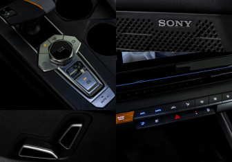 Подержанный автомобиль Changan UNI-V 2023 года (14 фото)