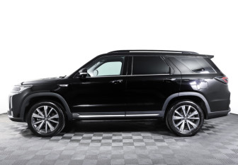 Подержанный автомобиль Changan CS95 2023 года (8 фото)