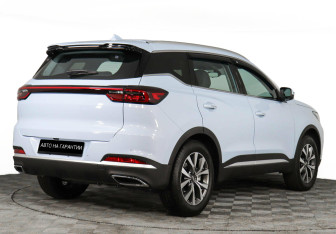 Подержанный автомобиль Chery Tiggo 7 Pro Max 2023 года (3 фото)