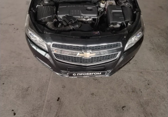 Подержанный автомобиль Chevrolet Malibu Sedan 2012 года (18 фото)