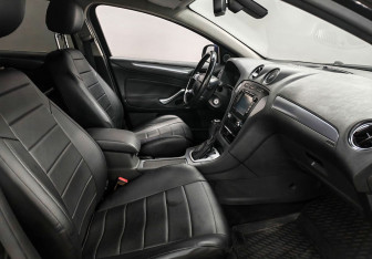 Подержанный автомобиль Ford Mondeo Sedan 2013 года (9 фото)