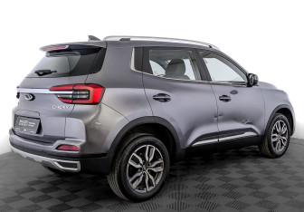 Подержанный автомобиль Chery Tiggo 4 2022 года (5 фото)