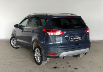 Подержанный автомобиль Ford Kuga 2013 года (4 фото)