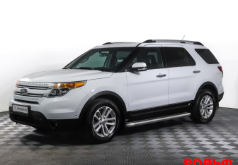 Подержанный автомобиль Ford Explorer 2013 года (1 фото)