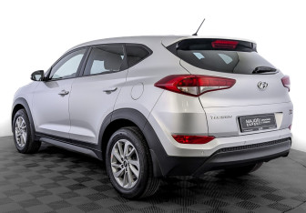 Подержанный автомобиль Hyundai Tucson 2016 года (7 фото)