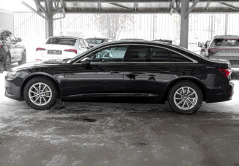 Подержанный автомобиль Audi A6 Sedan 2020 года (8 фото)