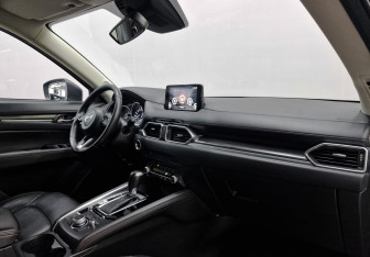 Подержанный автомобиль Mazda CX-5 2021 года (13 фото)