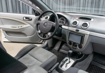 Подержанный автомобиль Chevrolet Lacetti Wagon 2009 года (9 фото)