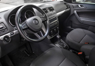 Подержанный автомобиль Skoda Yeti 2014 года (16 фото)