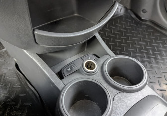 Подержанный автомобиль Chevrolet Spark 2012 года (24 фото)