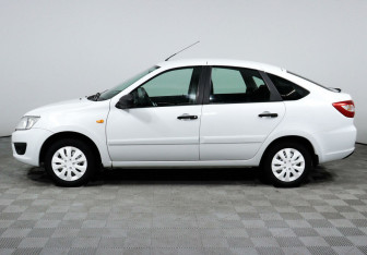 Подержанный автомобиль LADA (ВАЗ) Granta Sedan 2016 года (3 фото)