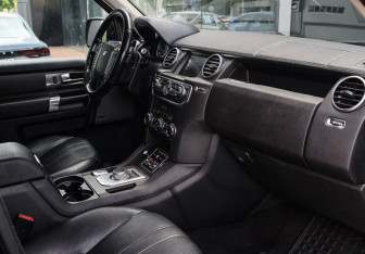Подержанный автомобиль Land Rover Discovery 2013 года (7 фото)